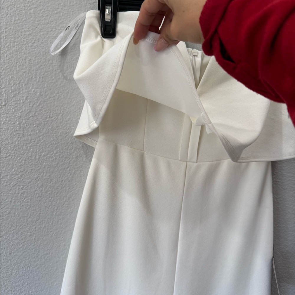 Lulu's White Strapless V-Notch Wide-Leg Jumpsuit Size XS Graduation Outfit - Picture 6 of 16